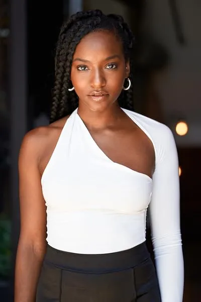 Courtney Rae Allen